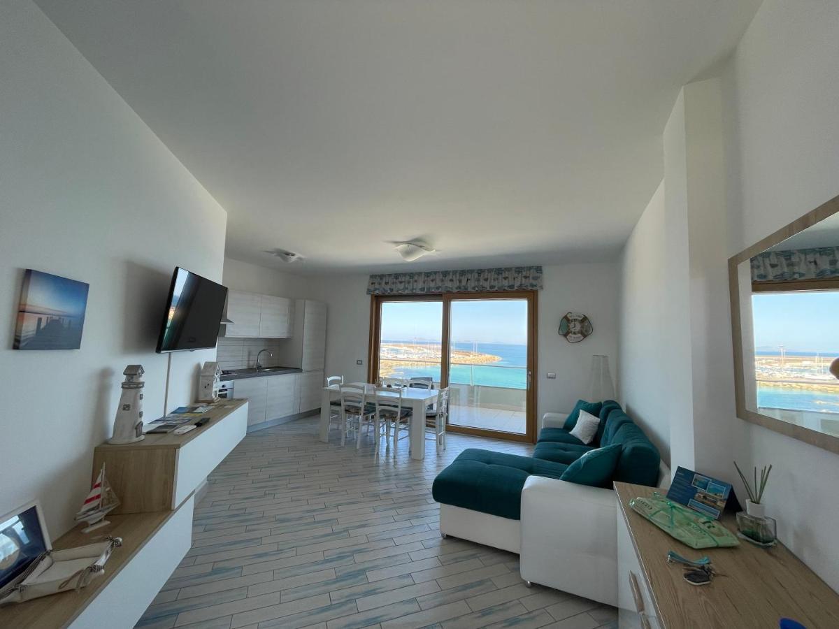 Lungomare Apartment *